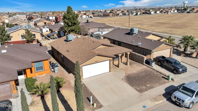 14235 Strata Rock Drive, El Paso, TX 79938