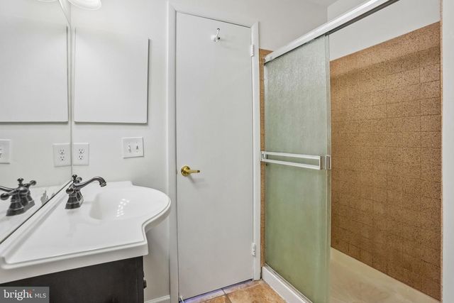 314 A MITTEN LN, Mt Laurel, NJ 08054