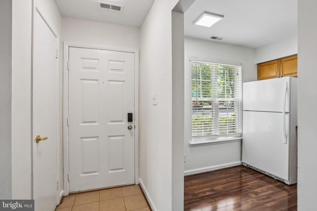 314 A MITTEN LN, Mt Laurel, NJ 08054