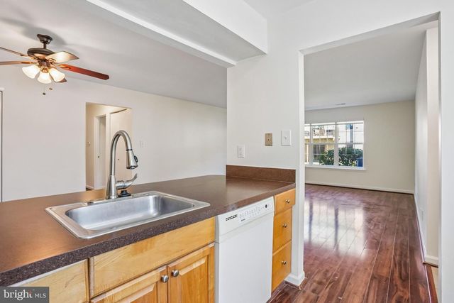 314 A MITTEN LN, Mt Laurel, NJ 08054