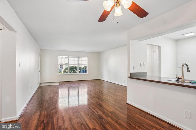 314 A MITTEN LN, Mt Laurel, NJ 08054