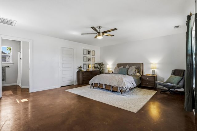 8252 Money Lane, Fort Worth, TX 76126