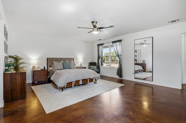 8252 Money Lane, Fort Worth, TX 76126