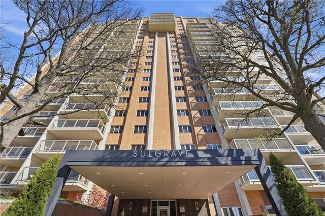 121 W 48th Street 202, Kansas City, MO 64112