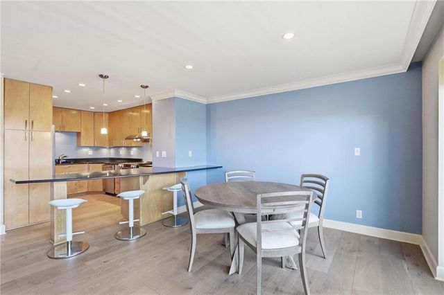 121 W 48th Street 202, Kansas City, MO 64112