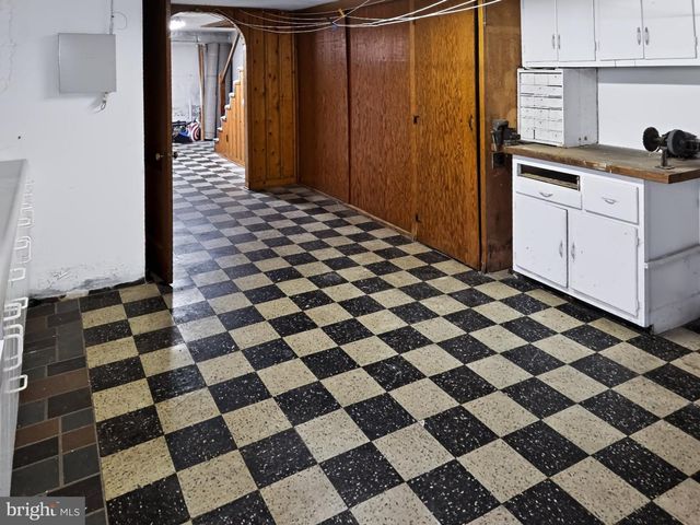 6713 BOSTON AVE, Baltimore, MD 21222