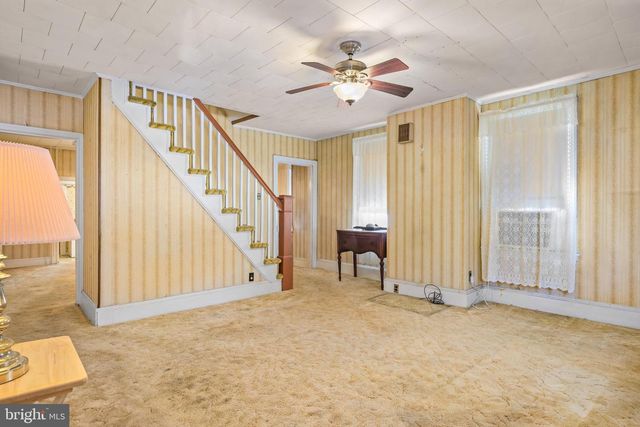 110 W HARMONY ST, Penns Grove, NJ 08069