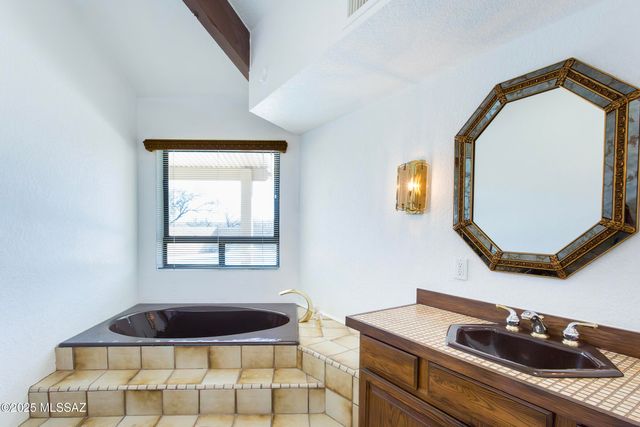 43 Saddle Horn Drive, Tubac, AZ 85646