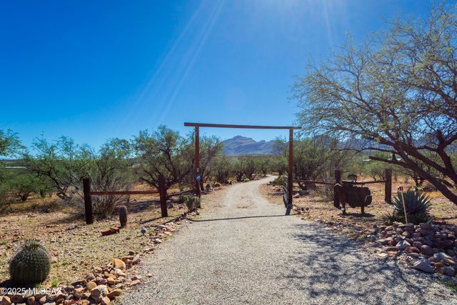 43 Saddle Horn Drive, Tubac, AZ 85646