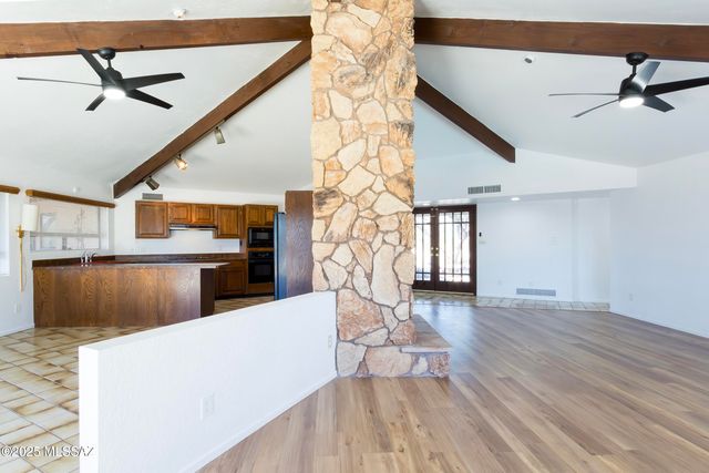 43 Saddle Horn Drive, Tubac, AZ 85646