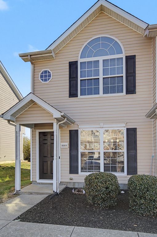 8060 Logan Dr, La Vergne, TN 37086