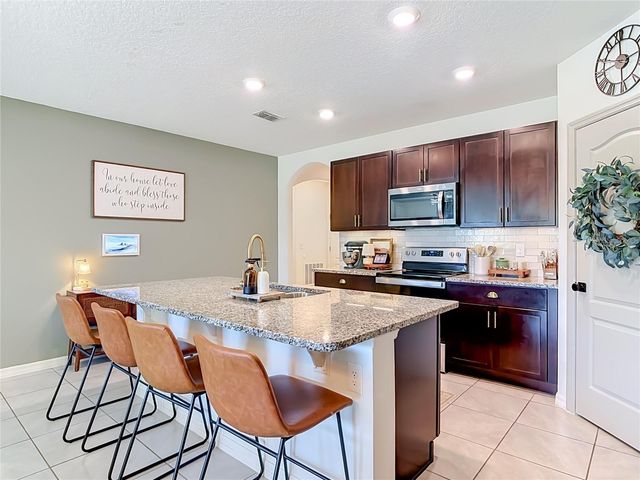 204 DUKE DRIVE, Deland, FL 32724