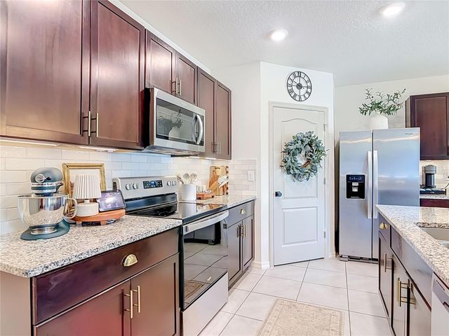 204 DUKE DRIVE, Deland, FL 32724