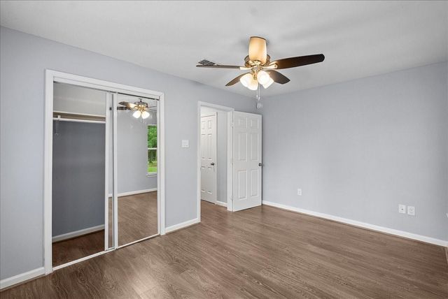 3715 Bayou Circle, Dickinson, TX 77539