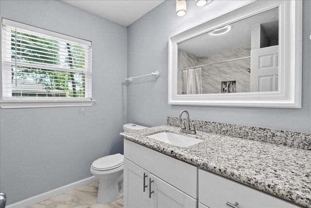 3715 Bayou Circle, Dickinson, TX 77539