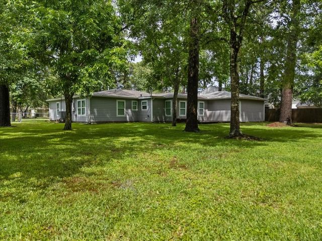 3715 Bayou Circle, Dickinson, TX 77539