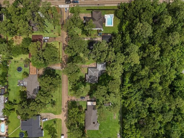 3715 Bayou Circle, Dickinson, TX 77539