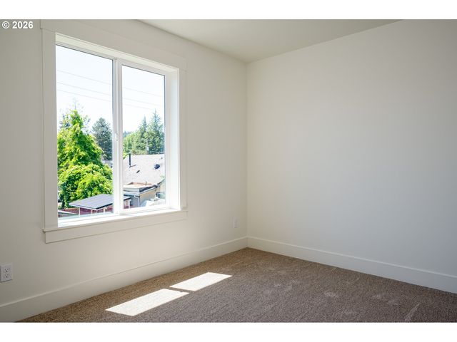 91 Ne 78th Ave, Portland, OR 97213