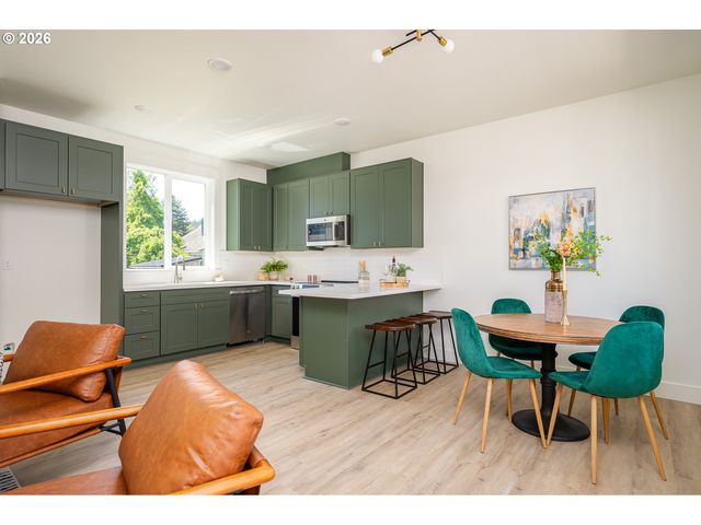 91 Ne 78th Ave, Portland, OR 97213