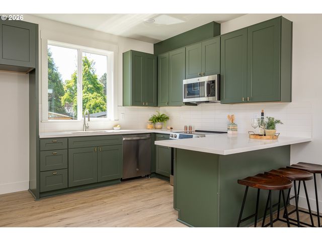 91 Ne 78th Ave, Portland, OR 97213