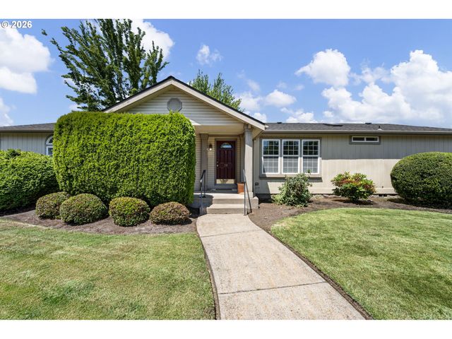 3220 CRESCENT Ave 39, Eugene, OR 97408
