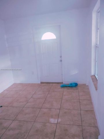 6422 NW 29th Ave, Miami, FL 33147