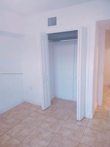 6422 NW 29th Ave, Miami, FL 33147