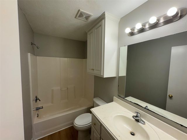 16324 Sun View, Conroe, TX 77302