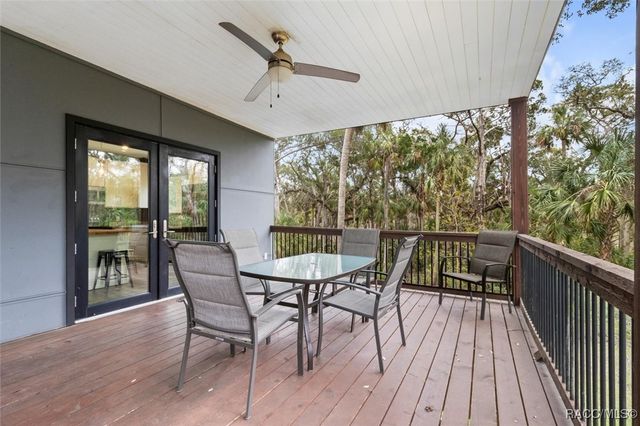 5937 S Mason Creek Road, Homosassa, FL 34448