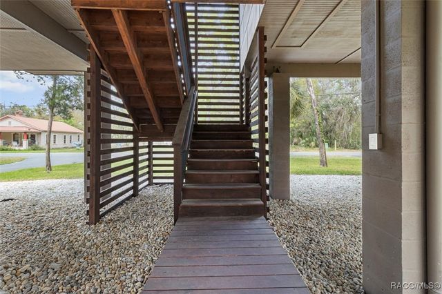 5937 S Mason Creek Road, Homosassa, FL 34448