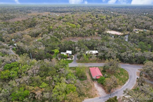 5937 S Mason Creek Road, Homosassa, FL 34448