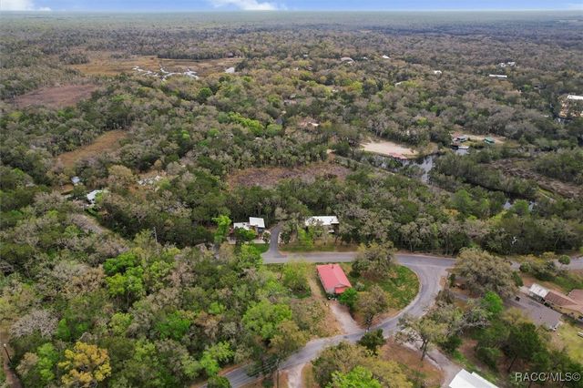 5937 S Mason Creek Road, Homosassa, FL 34448