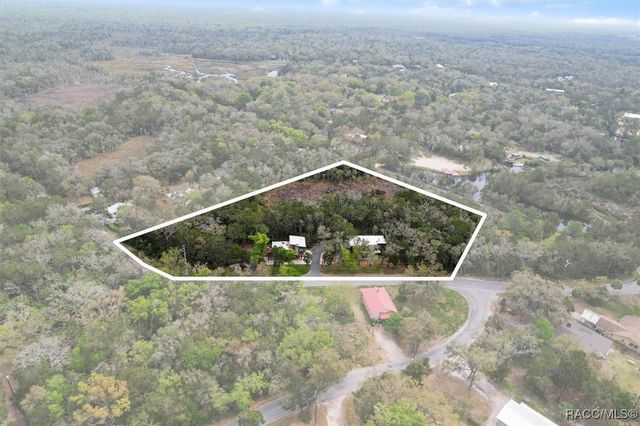 5937 S Mason Creek Road, Homosassa, FL 34448