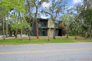 5937 S Mason Creek Road, Homosassa, FL 34448