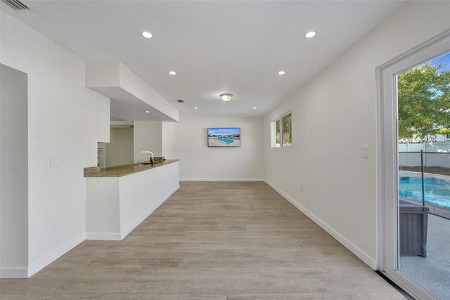 4001 N 41st Court, Hollywood, FL 33021