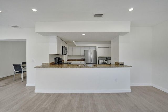 4001 N 41st Court, Hollywood, FL 33021