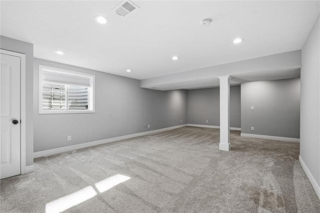 2236 SW Hawk View Road, Lee's Summit, MO 64082