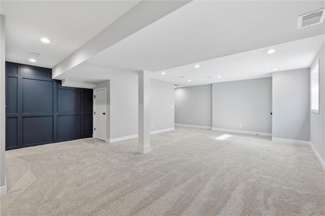 2236 SW Hawk View Road, Lee's Summit, MO 64082