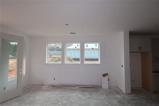 263 Strawberry Lane, Woodstock, GA 30189