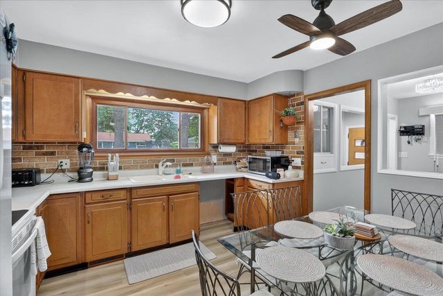 1210 N Randall Avenue, Janesville, WI 53545
