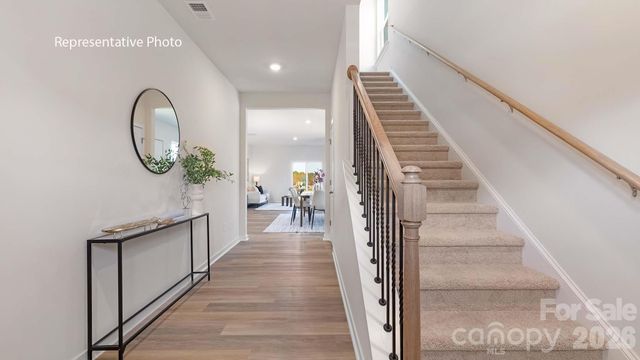 650 13th Avenue Drive NE, Hickory, NC 28601