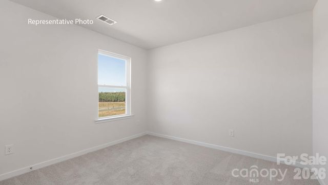 650 13th Avenue Drive NE, Hickory, NC 28601