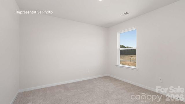 650 13th Avenue Drive NE, Hickory, NC 28601