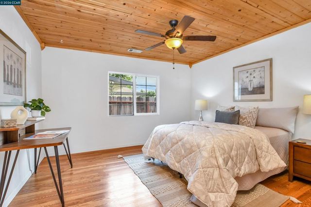 15 Alves Ln, Bay Point, CA 94565