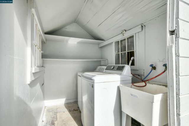 15 Alves Ln, Bay Point, CA 94565