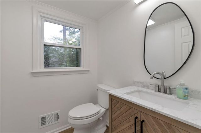 3839 Vinyard Way NE, Marietta, GA 30062