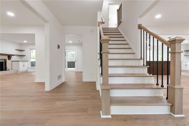 3839 Vinyard Way NE, Marietta, GA 30062