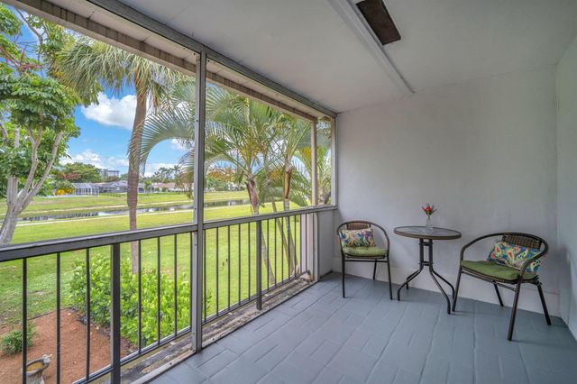 3119 N PALM AIRE Drive 3119, Pompano Beach, FL 33069