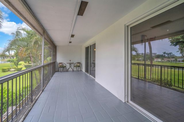 3119 N PALM AIRE Drive 3119, Pompano Beach, FL 33069