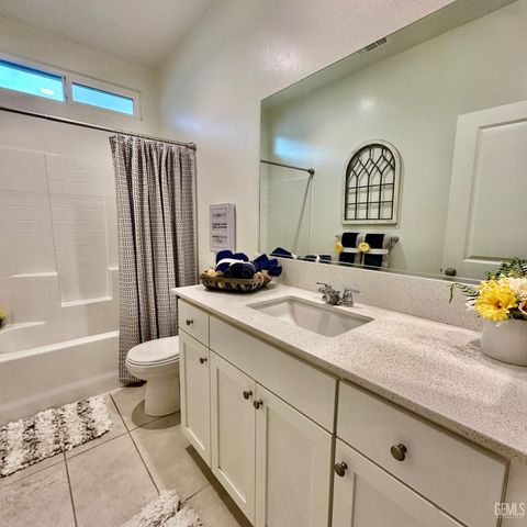 12404 Burnham Street, Bakersfield, CA 93311